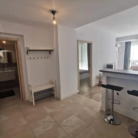 Apartament Blackandwhite Mamaia Nord 아파트 *