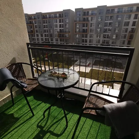 아파트 Apartament Blackandwhite Mamaia Nord